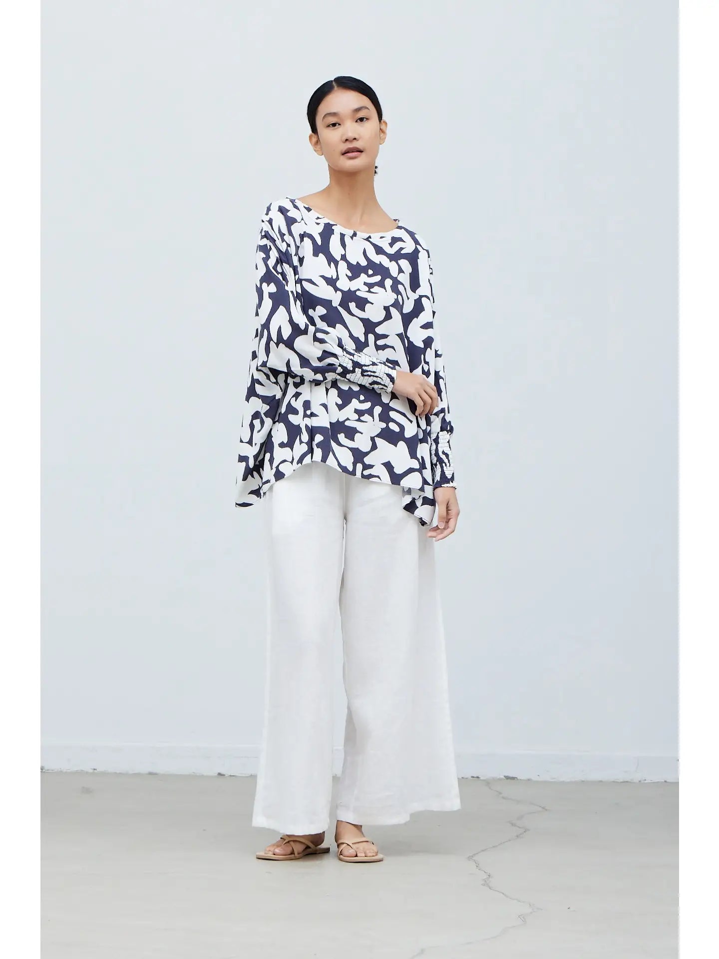 Smocked Sleeve Tent Tee
