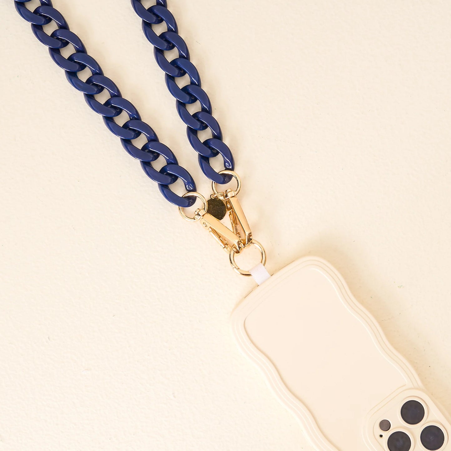 Hold the Phone Crossbody Chain | Navy