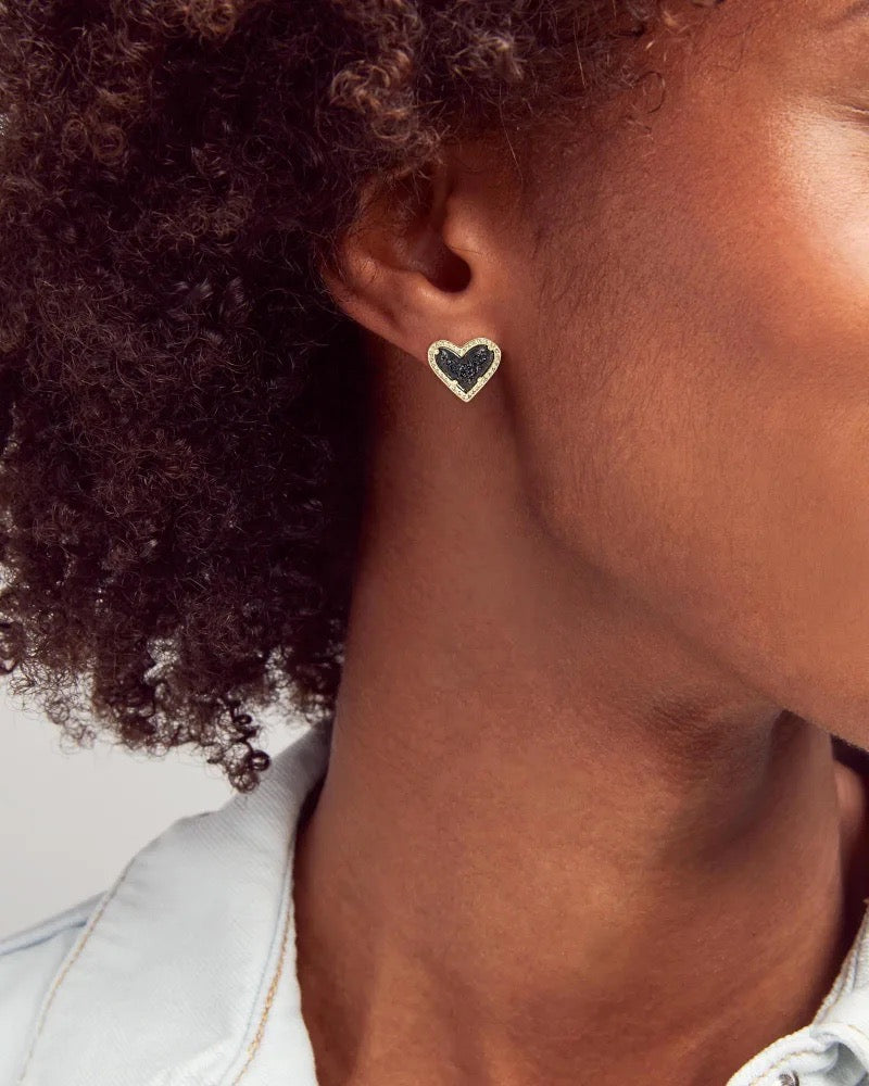 Ari Heart Gold Earrings In Black Drusy