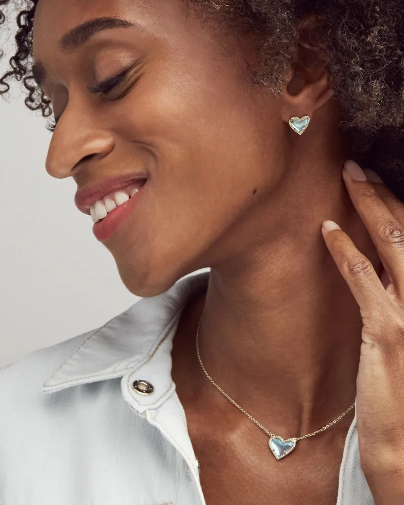 Ari Heart Silver Stud Earrings In Ivory Mother-Of-Pearl