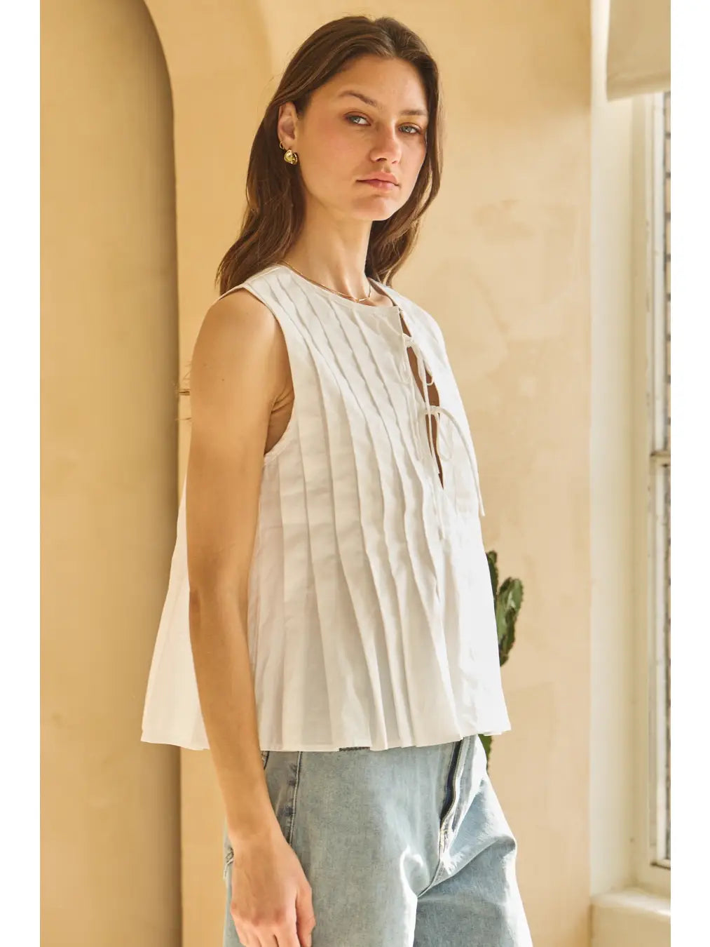 Plus | Solid Poplin Pleated Sleeveless Top