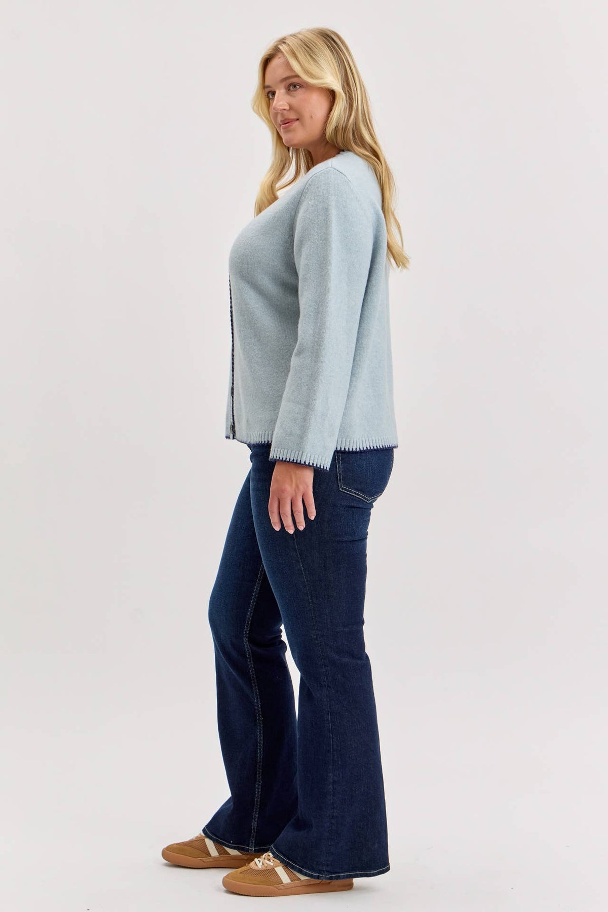 [PLUS] WOOL BLENDED MERROW STITCH BOXY CARDIGAN