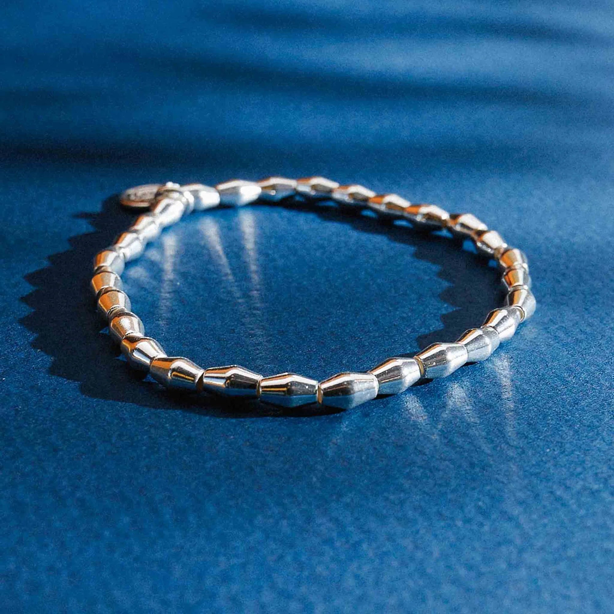 It’s a Gas! Smooth Stretch Bracelet