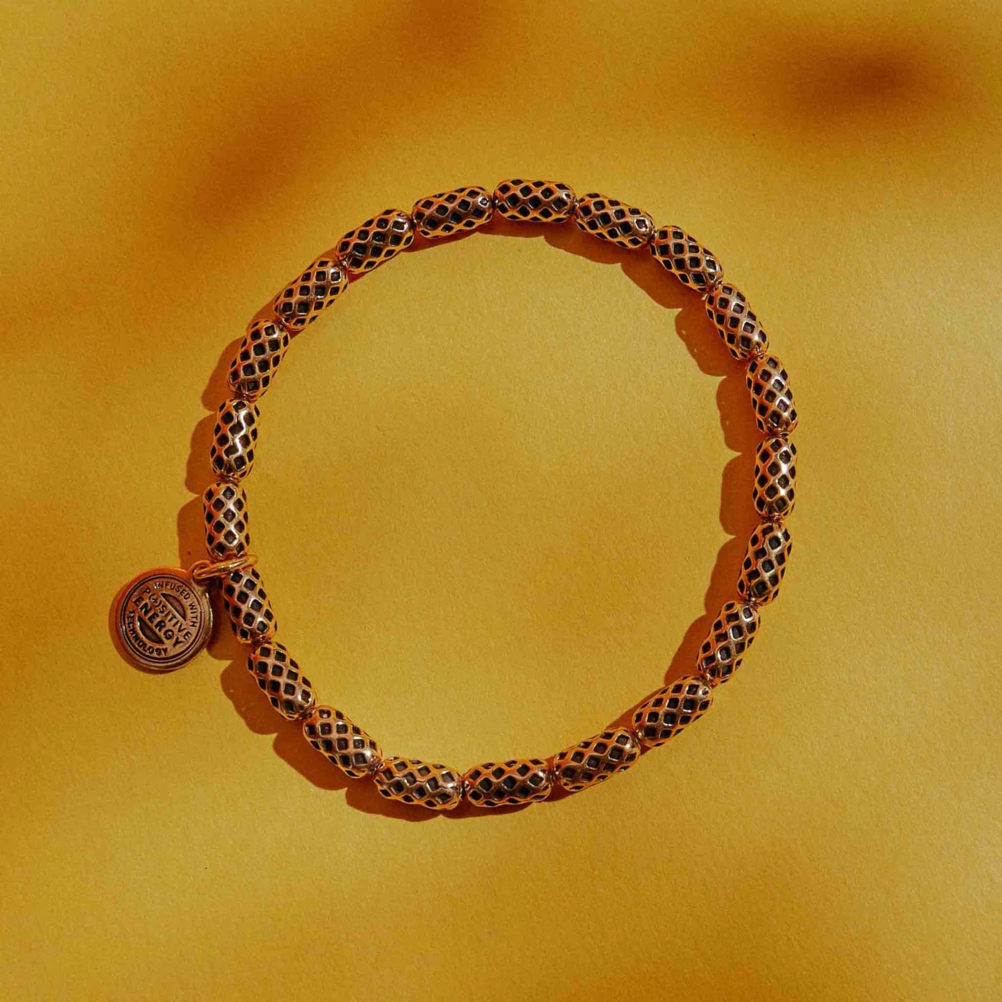 Mellow Out! Metal Stretch Bracelet