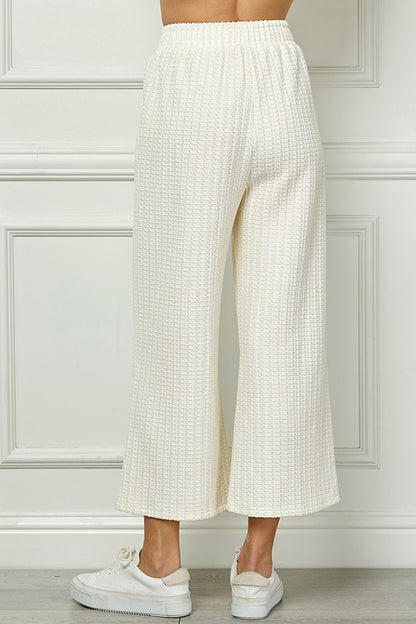 Textured Wide Crop Pants