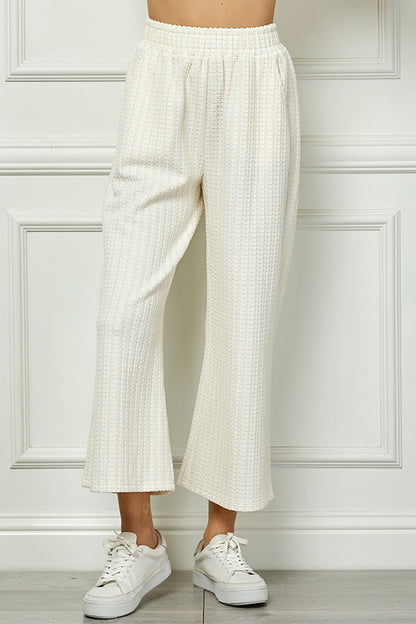 Textured Wide Crop Pants