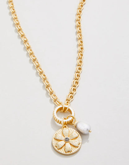 Chicory Medallion Necklace 17" Pearl