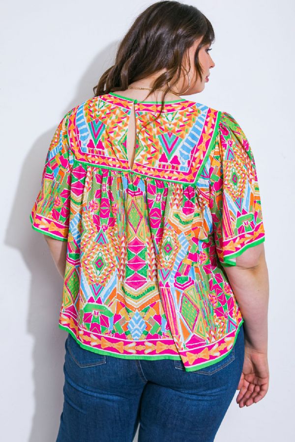 Plus | Geometric Woven Top