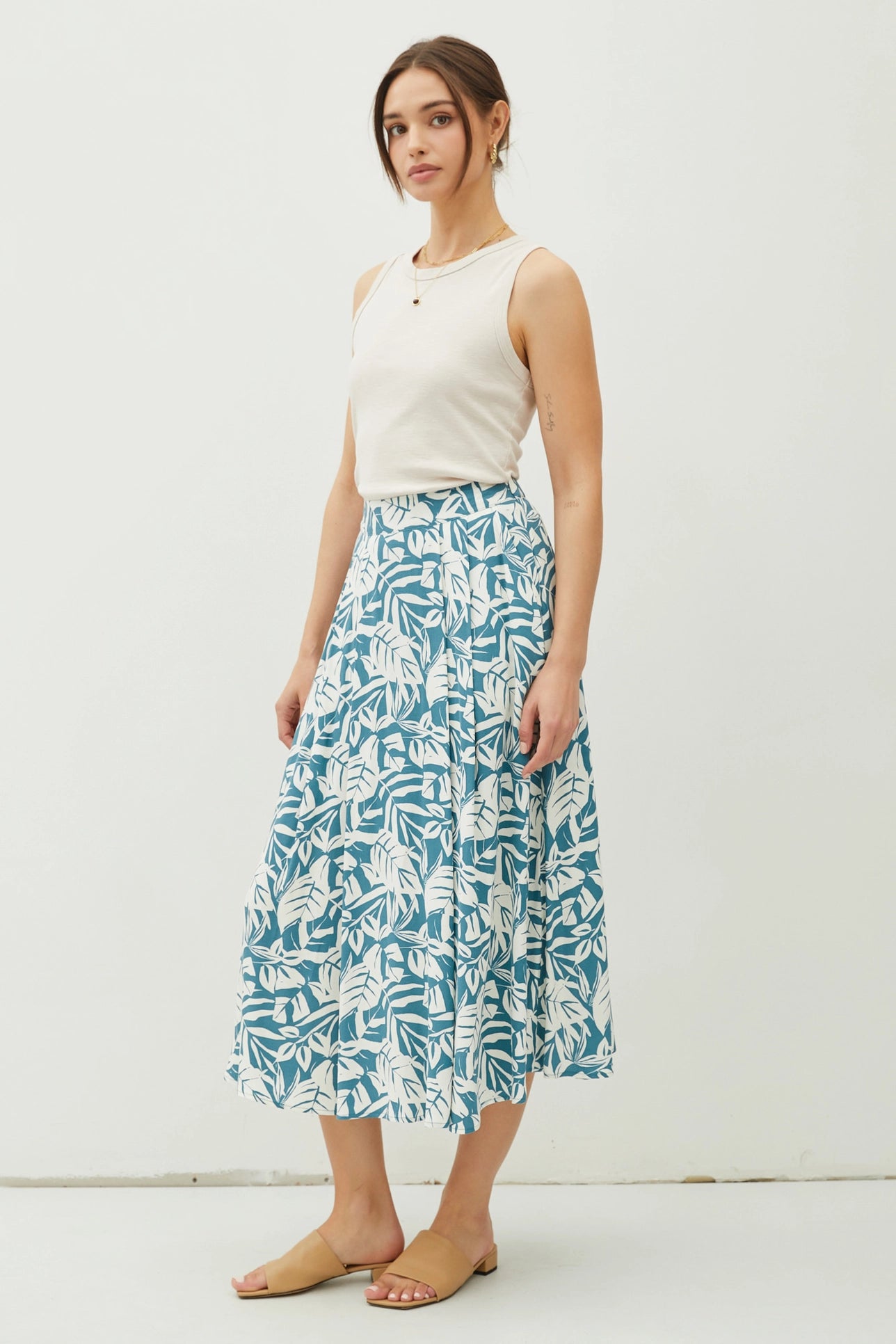 Tropical Print High Rise Pintucked Midi Skirt