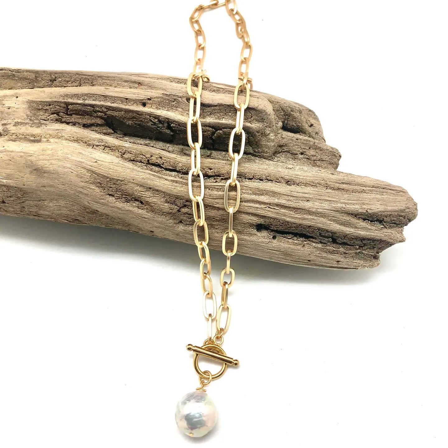 Necklace Matte Gold Paper Clip W/Toggle W/Baroque Pearl 18”