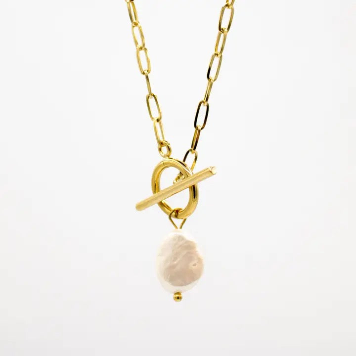 Drop Necklace with Pearl Pendant