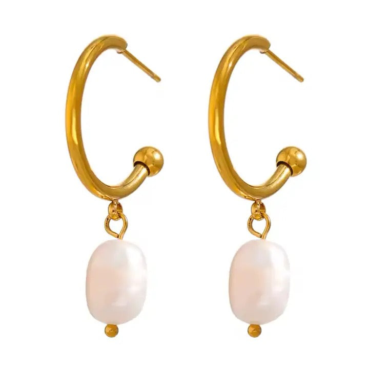 Fresh Water Pearl Dangle Earrings