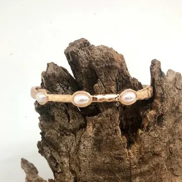 Bracelet 6 Oval Glass Pearl Mattegold W/Safetyhook Clasp
