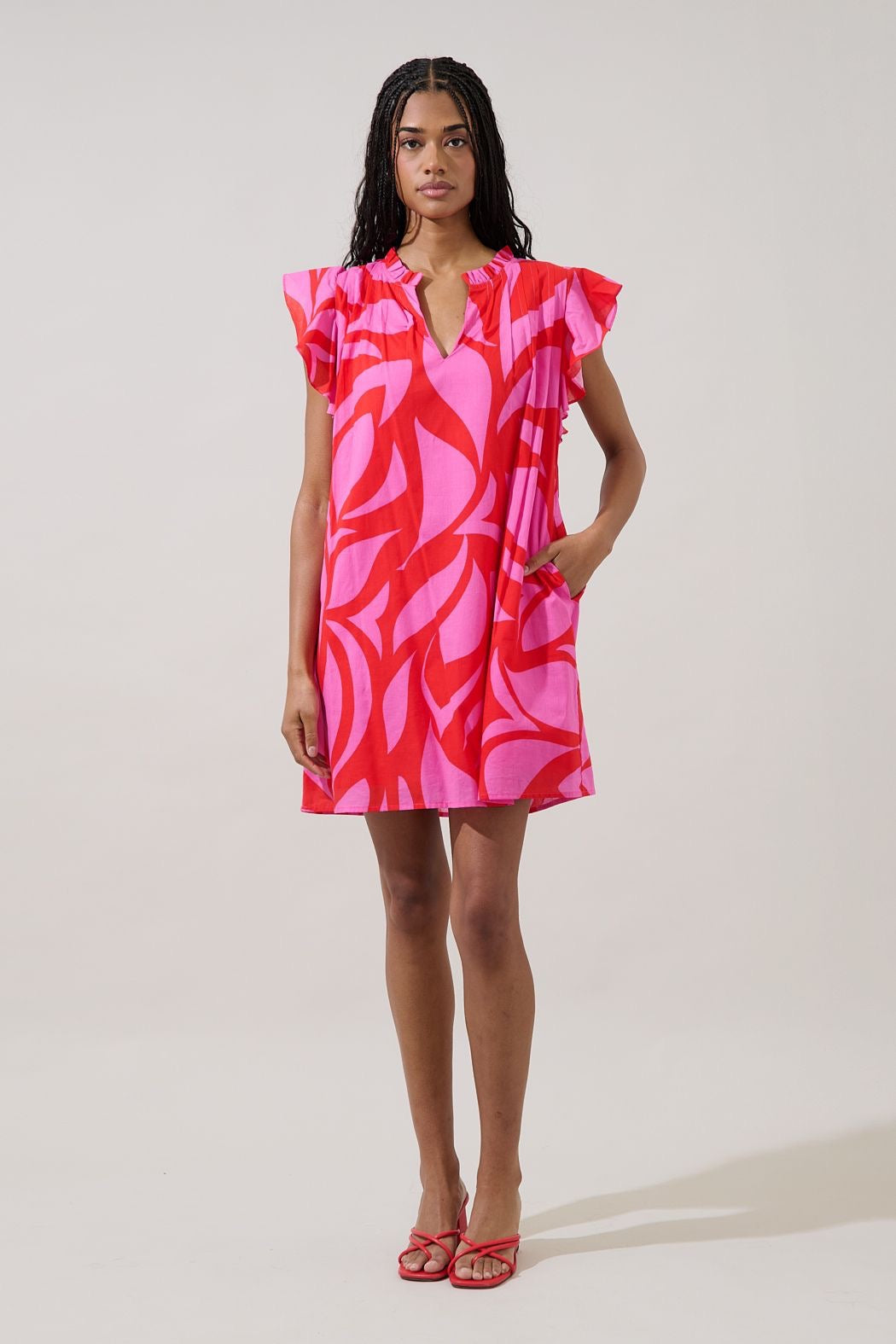Renie Shift Mini Dress Abstract