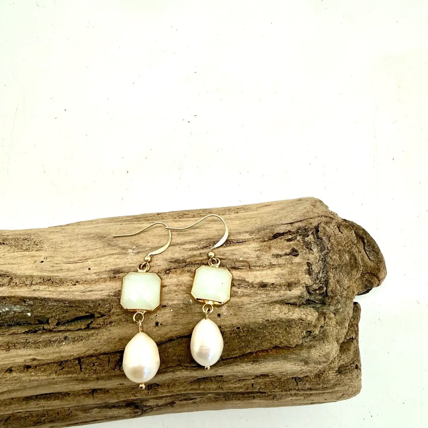 Earring Square Citrus Halo Glass W/Freshwater Pearl Gold