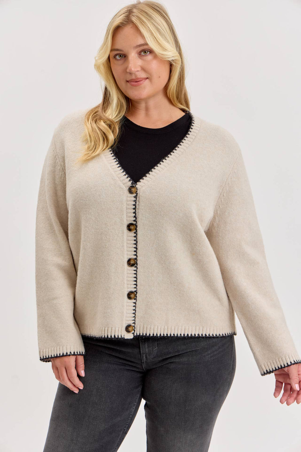 [PLUS] WOOL BLENDED MERROW STITCH BOXY CARDIGAN