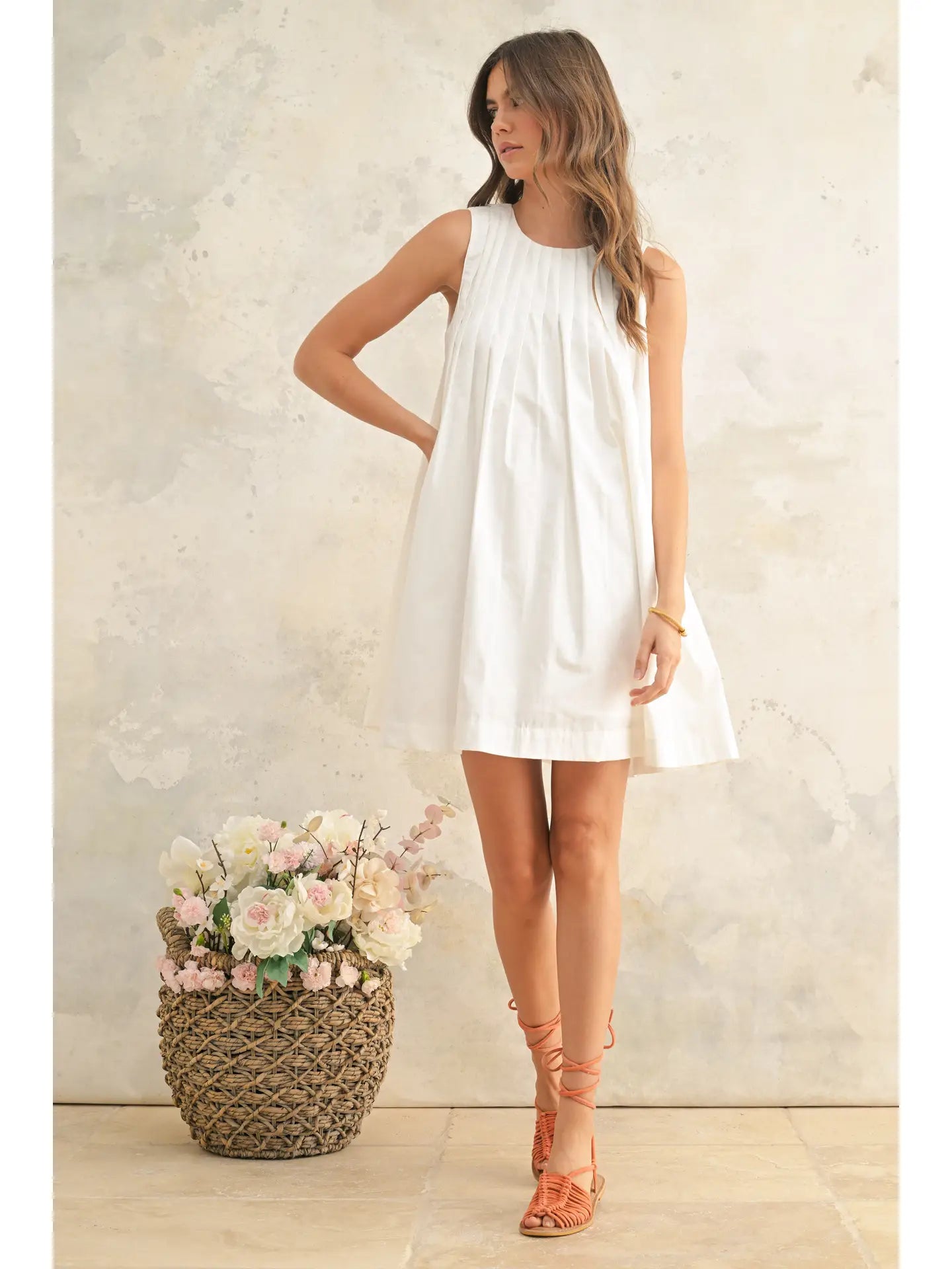 Pleated Detail Sleeveless Dress