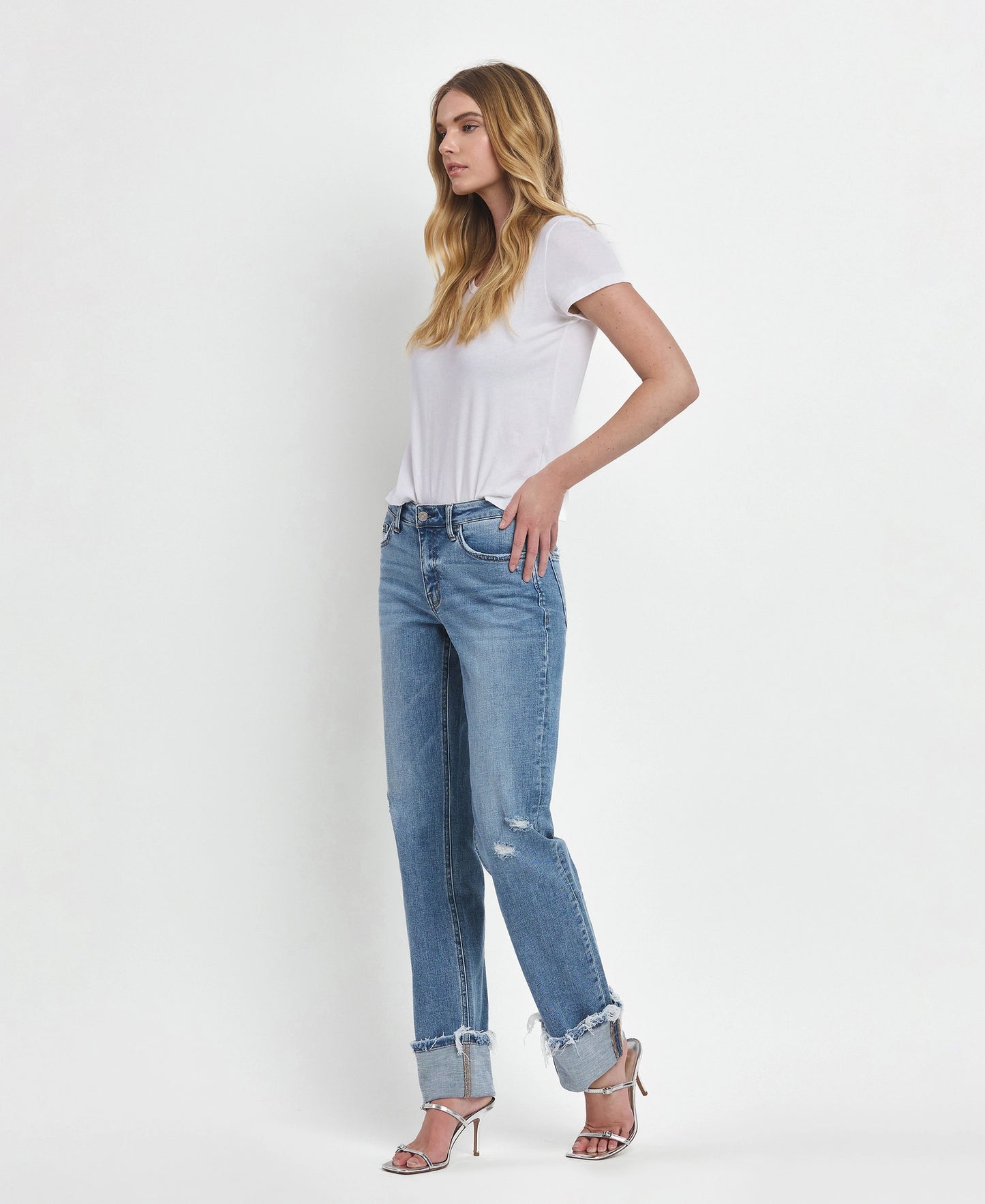 Mid Rise Cuffed Straight Jeans