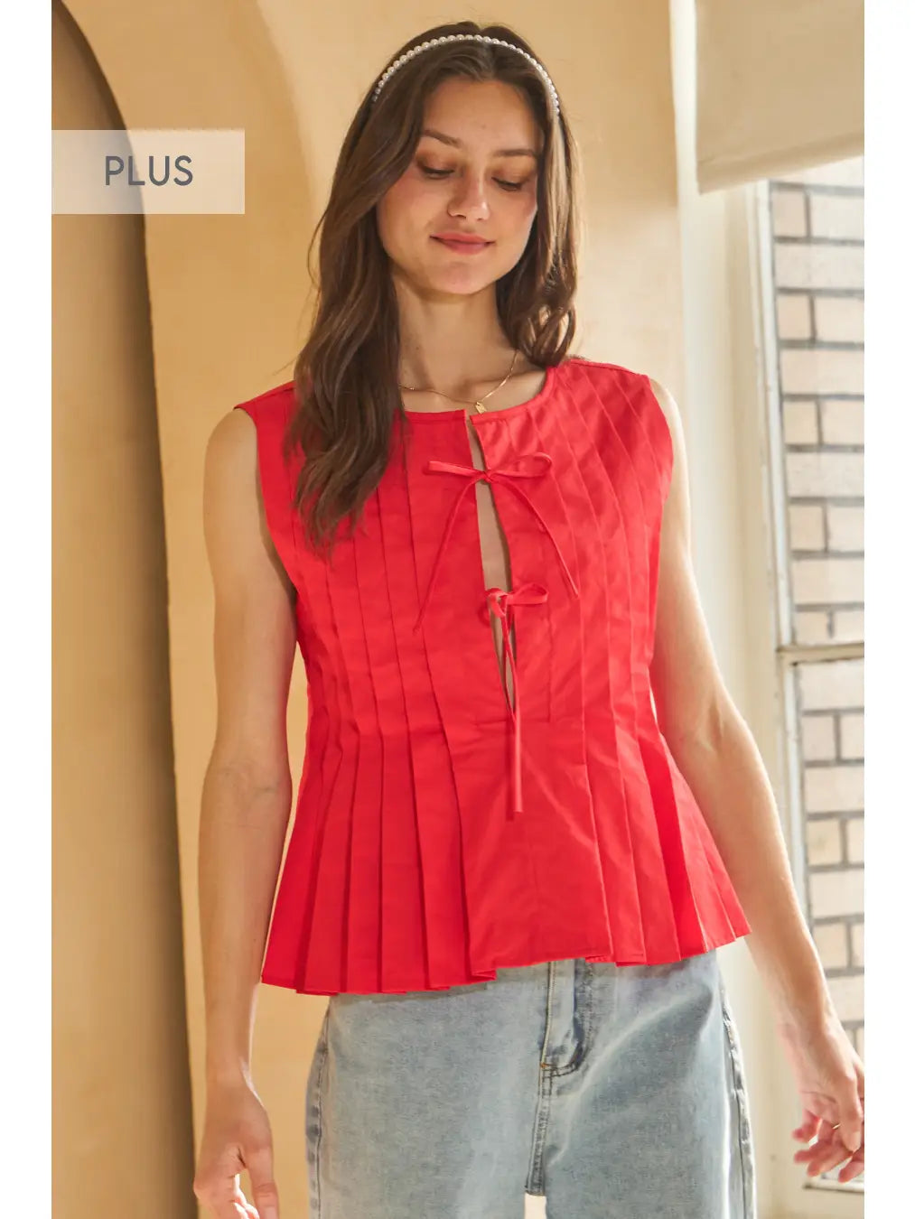 Plus | Solid Poplin Pleated Sleeveless Top