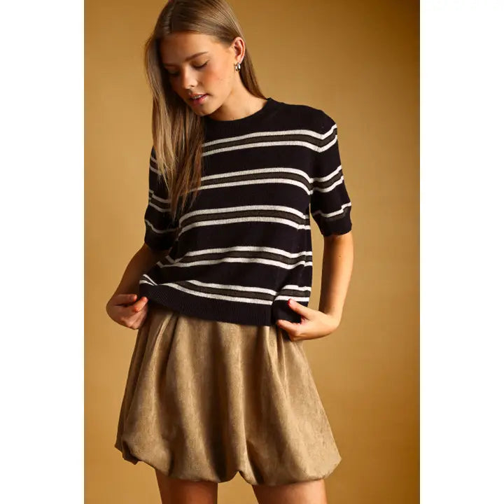 Stripe Pattern Short Sleeve Knit Top