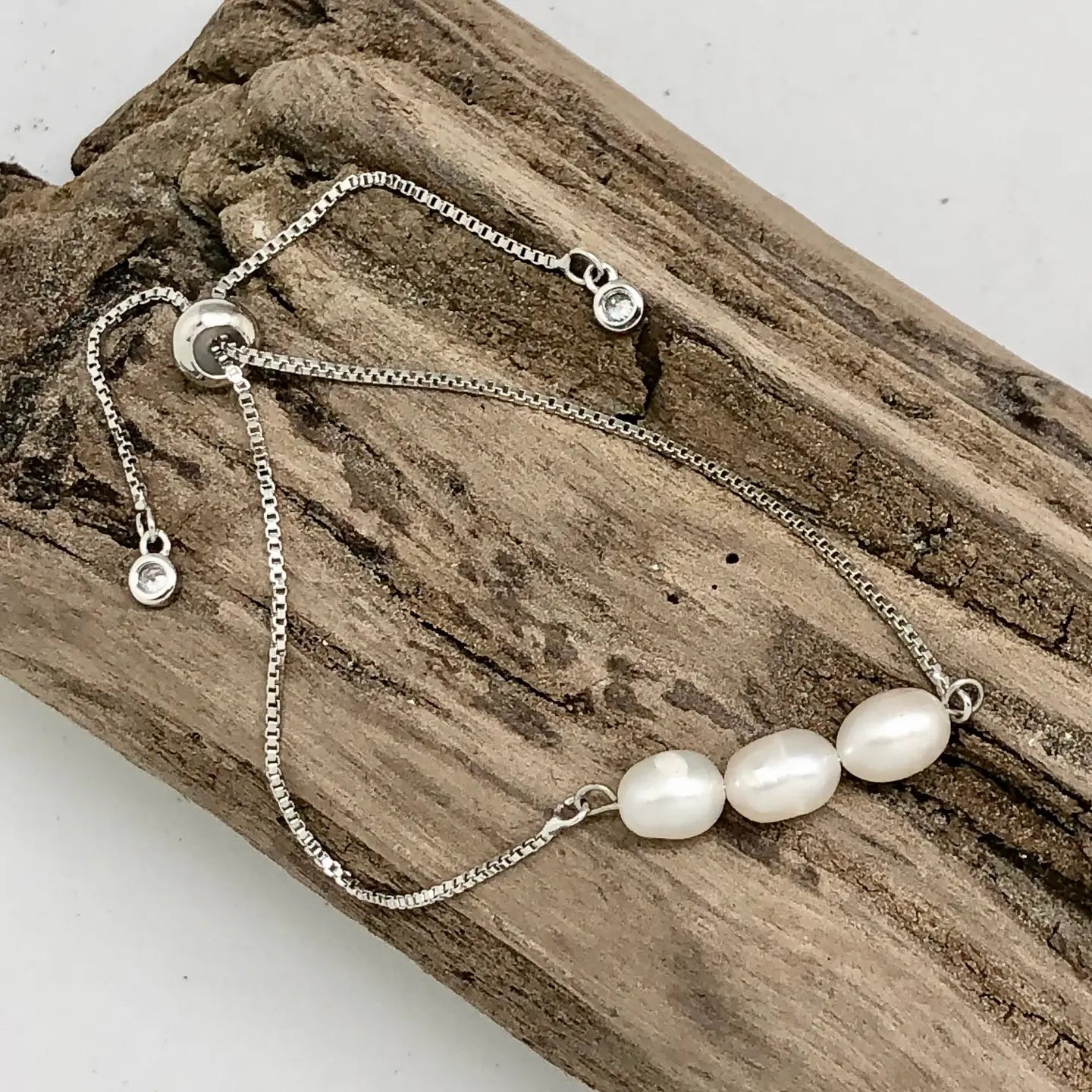 Bracelet Drawstring Gold 3 Freshwater Pearl (8mm Pearls)