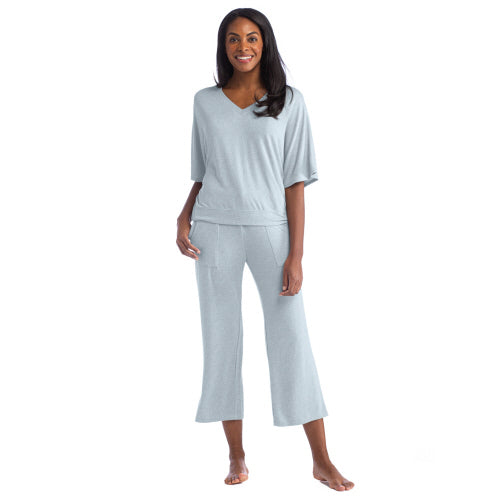 Dream Relaxed V-neck with Capri Lounge Set | Surf