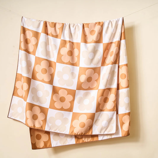 Quick-Dry Beach Towel | Flower Check Brown