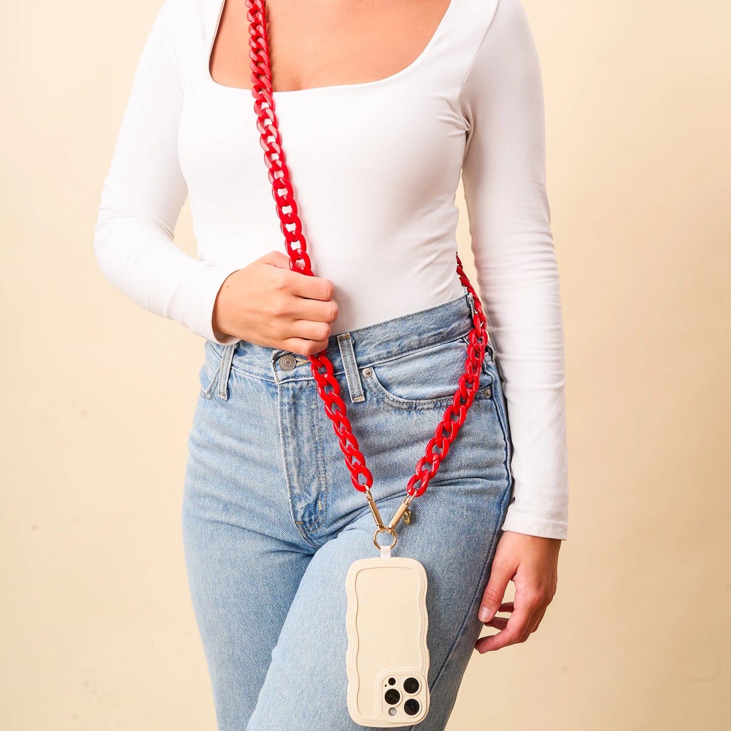 Hold the Phone Crossbody Chain | Red