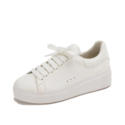 Evodia Lace Up Sneaker